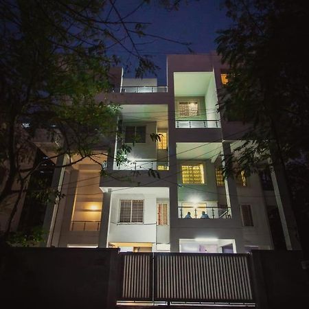Atithi Service Apartment Poona Buitenkant foto